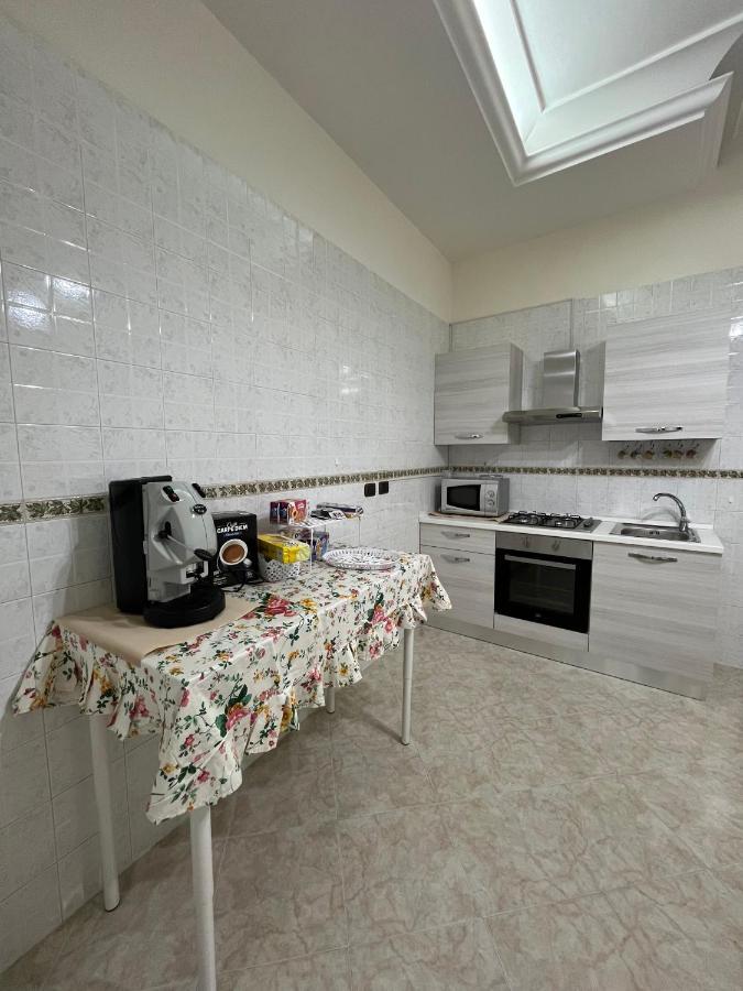 Barbi'S House Bed & Breakfast เนเปิลส์ ภายนอก รูปภาพ