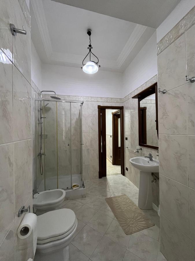 Barbi'S House Bed & Breakfast เนเปิลส์ ภายนอก รูปภาพ