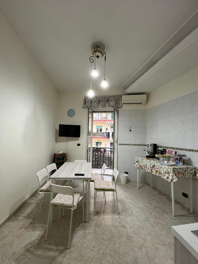 Barbi'S House Bed & Breakfast เนเปิลส์ ภายนอก รูปภาพ