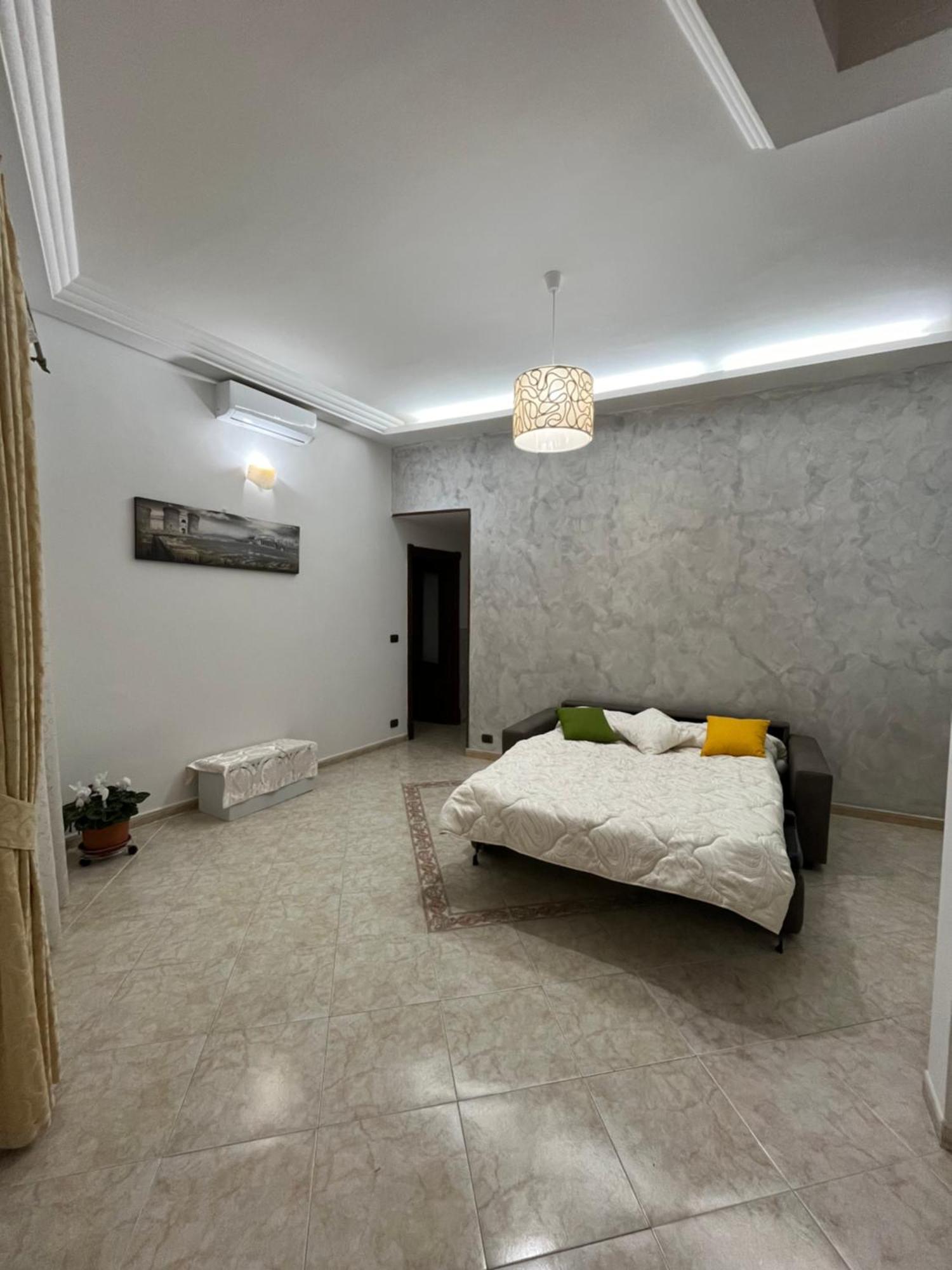 Barbi'S House Bed & Breakfast เนเปิลส์ ภายนอก รูปภาพ